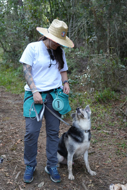Delantal de Entrenamiento Akra – Funcionalidad en cada sesión